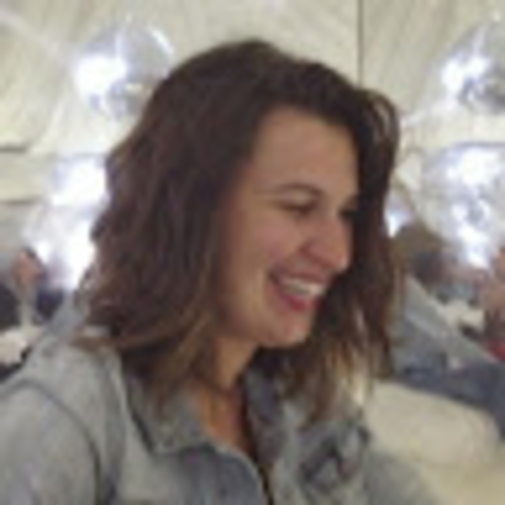 Meet your Posher, Claire